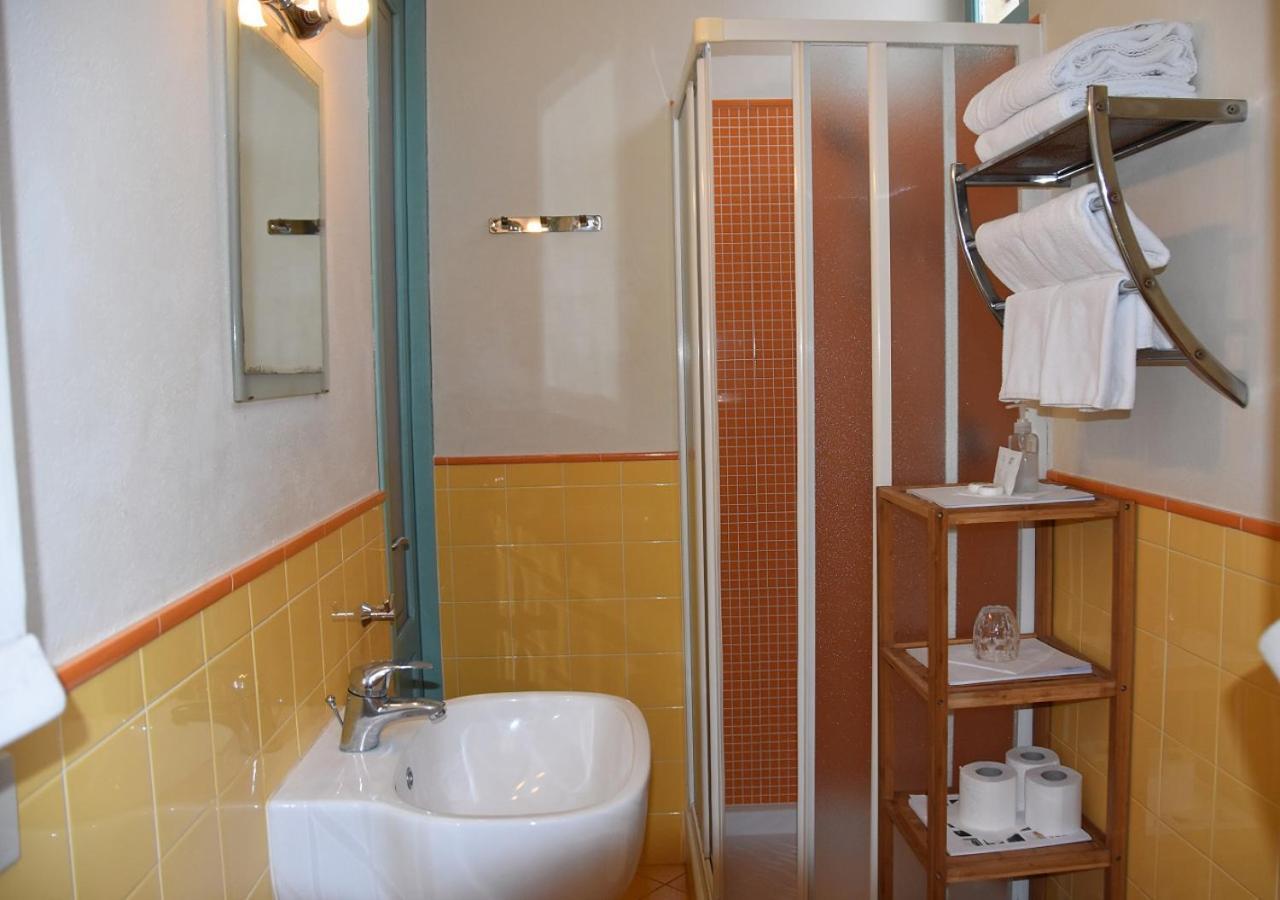 B&B Al Ducale And Apartments Parme Extérieur photo